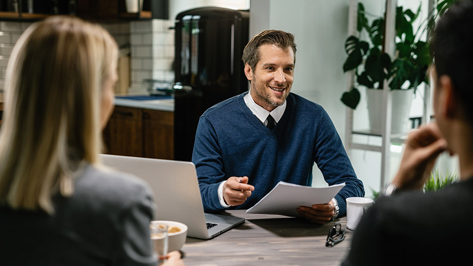 Aussies who engage a financial planner better off, says study